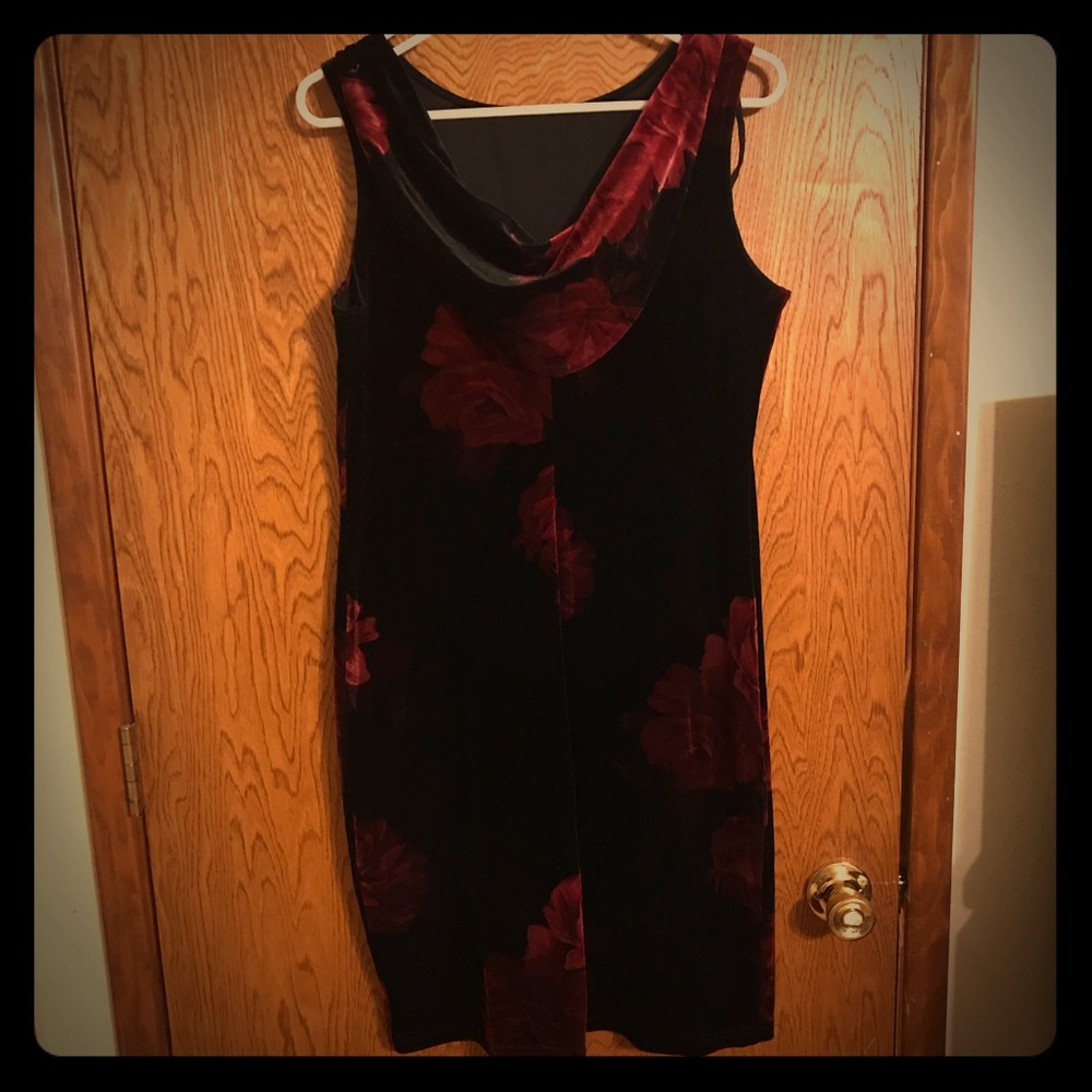 Velveteen Cocktail Dress Black Burgundy Floral 12